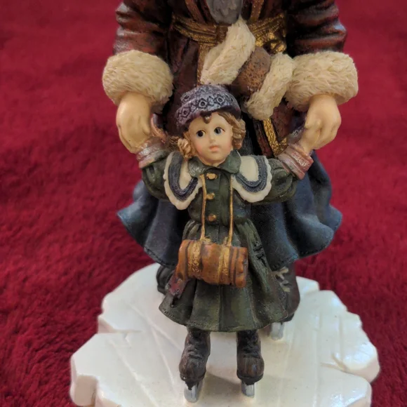 Yesterday's Child Figurine " Kristina with Nicole...Skaters Waltz" - Picture 6 of 8